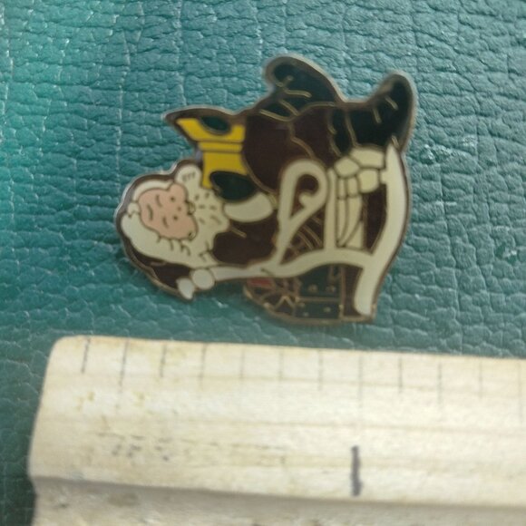 Santa Claus Christmas Pin Brooch Rocking Chair Reading Storytime Holiday Jewelry - Picture 2 of 4